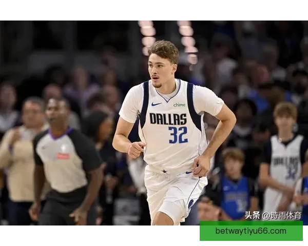 独行侠管理层期待围绕弗拉格重建并持续关注欧文的复苏与回归